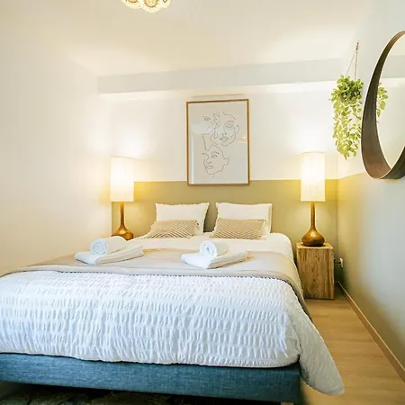 De Charme Avec Spa, Terrasse Et Grand Jardin, Au Coeur Des Vignobles Entre Moulins Et Vichy - Fr-1-489-507