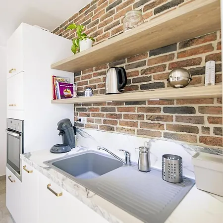 De Charme Avec Spa, Terrasse Et Grand Jardin, Au Coeur Des Vignobles Entre Moulins Et Vichy - Fr-1-489-507